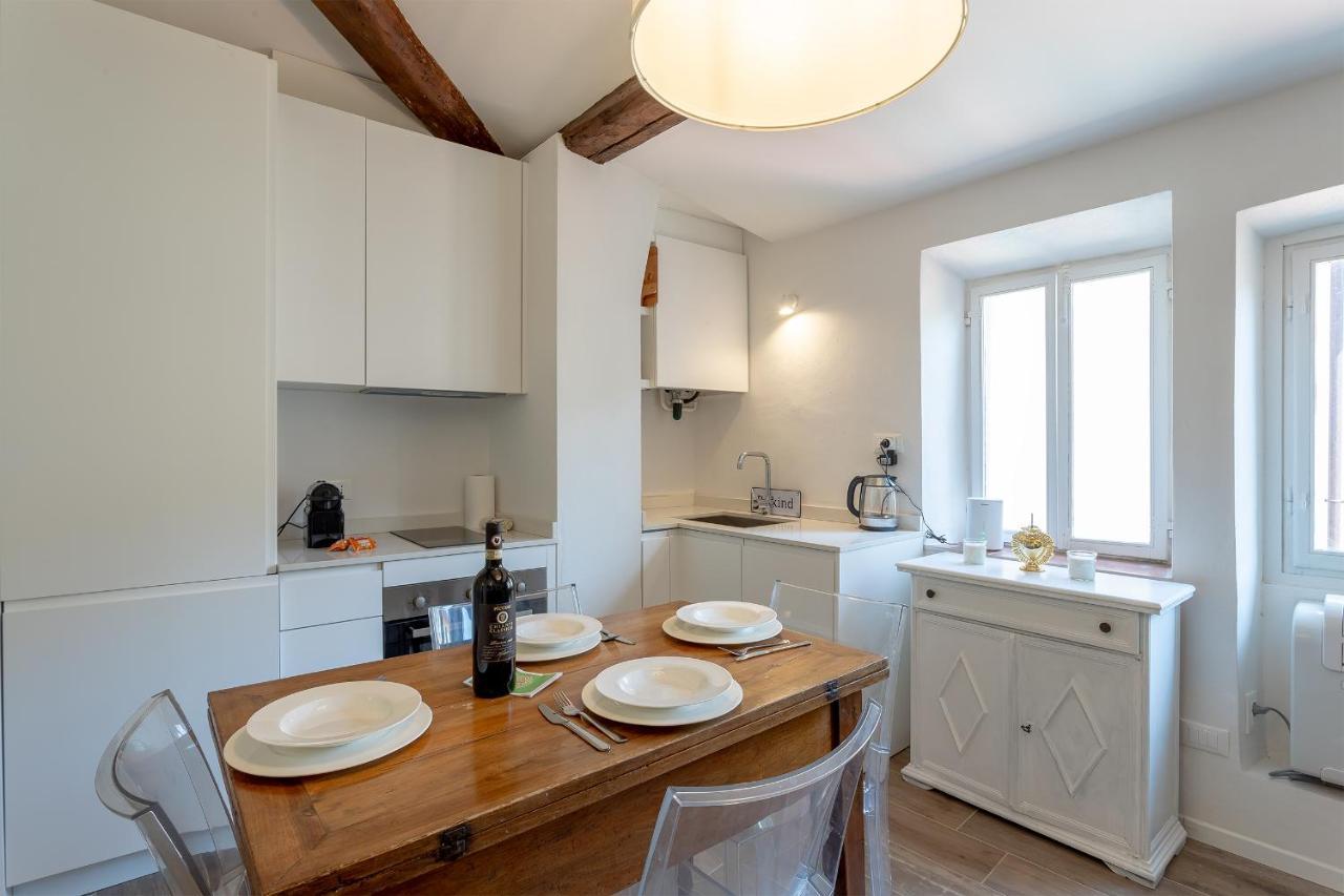 Piazza Dei Rossi Due View Apartment Florence Exterior photo